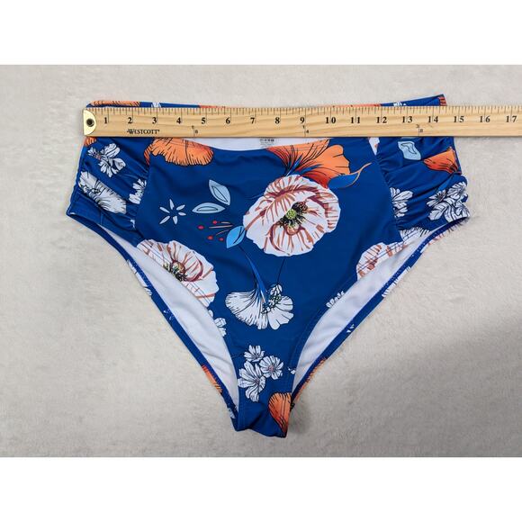 Blue Floral Moderate Coverage Two-Piece Swimsuit Size XL - Picture 2 of 9